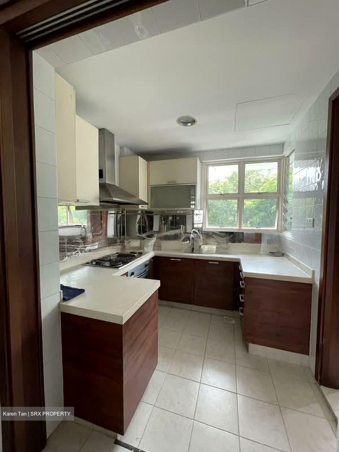 Hillington Green (D23), Condominium #571237621